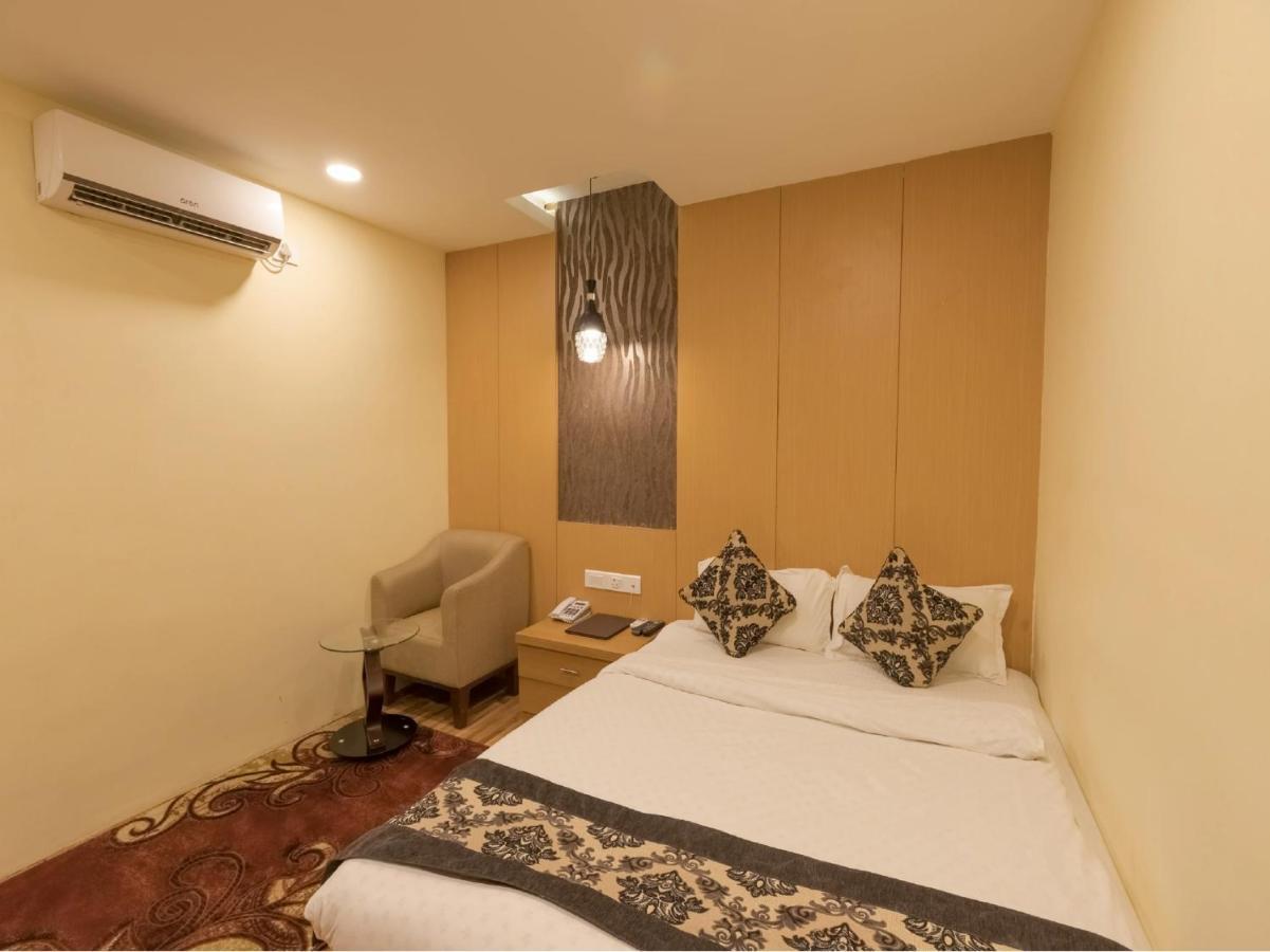 Capital O 624 Hotel Rudra View Pvt. Ltd. Pashupatināth Exteriör bild